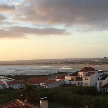 Apartment Bellavista - 3 Min Walk From Peniche